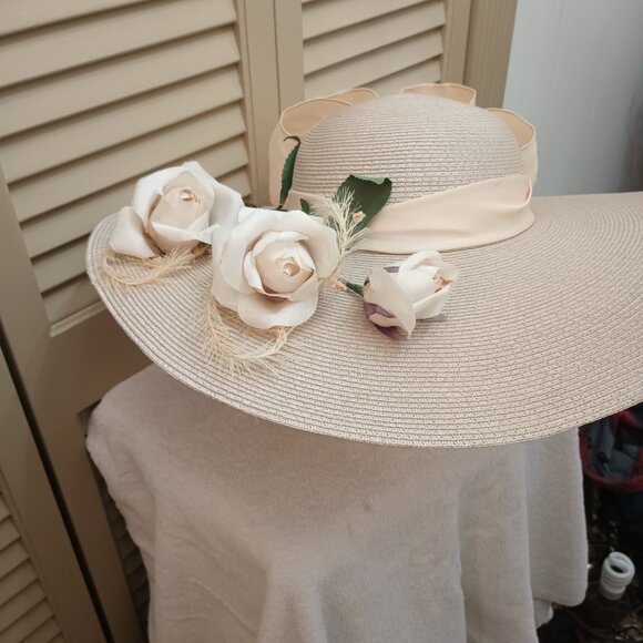 Beige Roses and Bows Wide Brim Derby Hat.